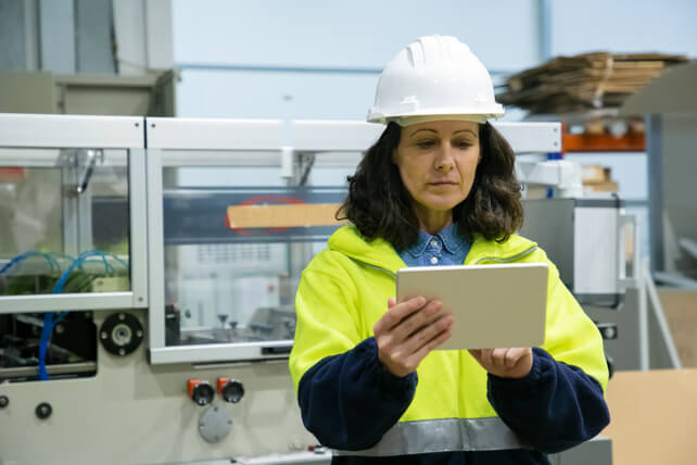 Best HR Software for Manufacturing Business in 2025