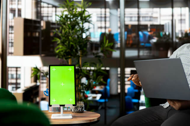Top Corporate Digital Signage Platforms in 2026